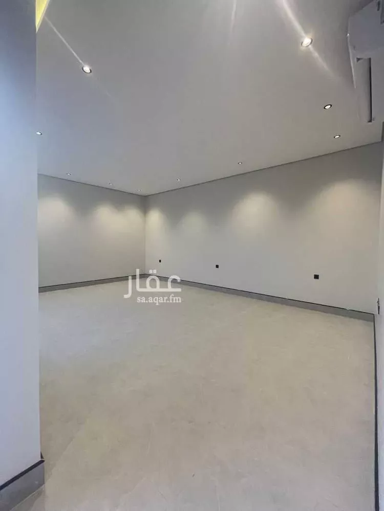 دور للبيع في شارع شارع رقم 236, حي الجنادرية, مدينة الرياض, منطقة الرياض صورة 2