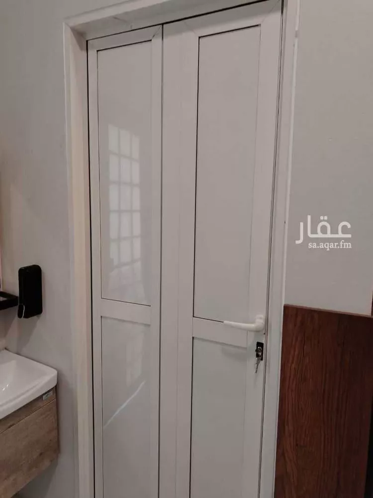 غرفة للإيجار في شارع أحمد الأموي, حي العارض, مدينة الرياض, منطقة الرياض 7