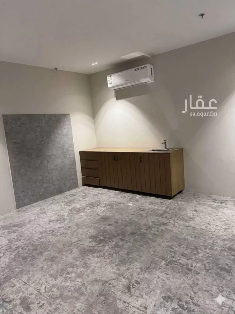 محل للإيجار في شارع الامير سعود بن عبدالله بن جلوي, حي القيروان, مدينة الرياض, منطقة الرياض صورة 2