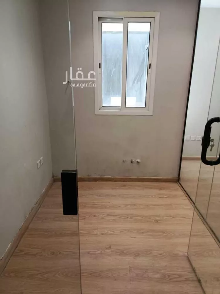 مكتب تجاري للإيجار في شارع الامير سعود بن عبدالله بن جلوي, حي القيروان, مدينة الرياض, منطقة الرياض صورة 3