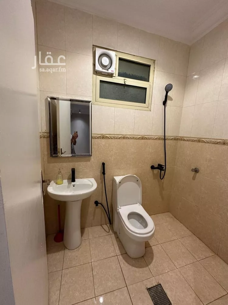 شقة للإيجار في شارع وادي البطحاء, حي الملقا, مدينة الرياض, منطقة الرياض صورة 3