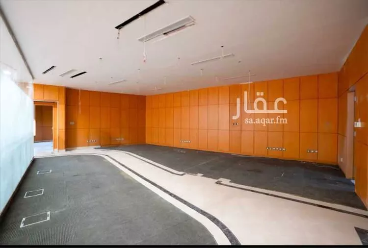 مكتب تجاري للإيجار في شارع طريق ابو بكر الصديق, حي بئر عثمان, مدينة المدينة المنورة, منطقة المدينة المنورة صورة 3