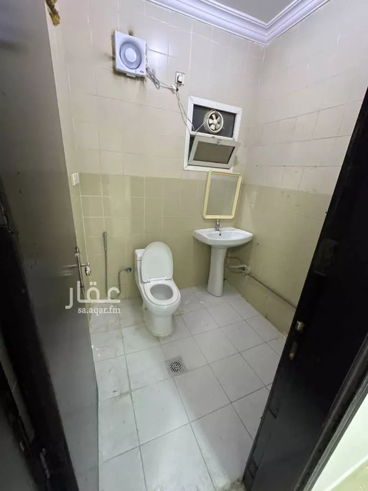 شقة للإيجار في شارع الملك عبد الله بن عبدالعزيز, حي العاصمة, مدينة الدرعية, منطقة الرياض صورة 2