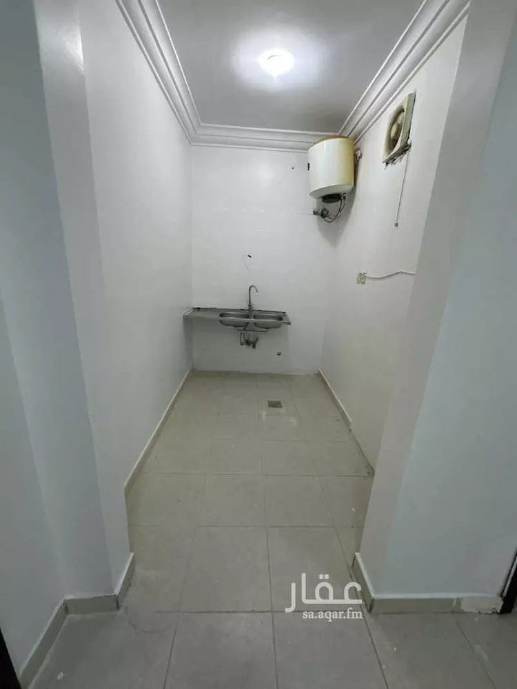شقة للإيجار في شارع الملك عبد الله بن عبدالعزيز, حي العاصمة, مدينة الدرعية, منطقة الرياض صورة 3