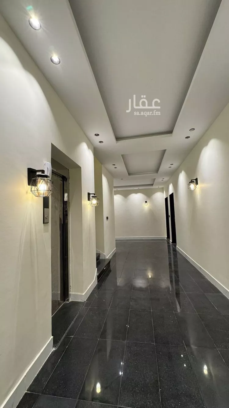 شقة للبيع في شارع شارع الامير فواز بن عبد العزيز, حي الشاطئ, مدينة جازان, منطقة جازان صورة 4