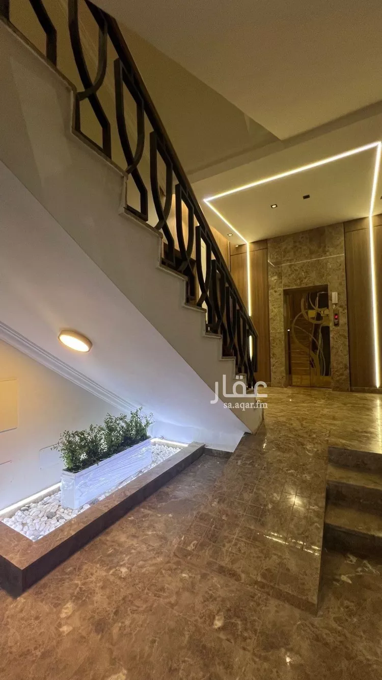 شقة للبيع في شارع احمد بن عبد المقرئ, حي السويس 1, مدينة جازان, منطقة جازان صورة 2