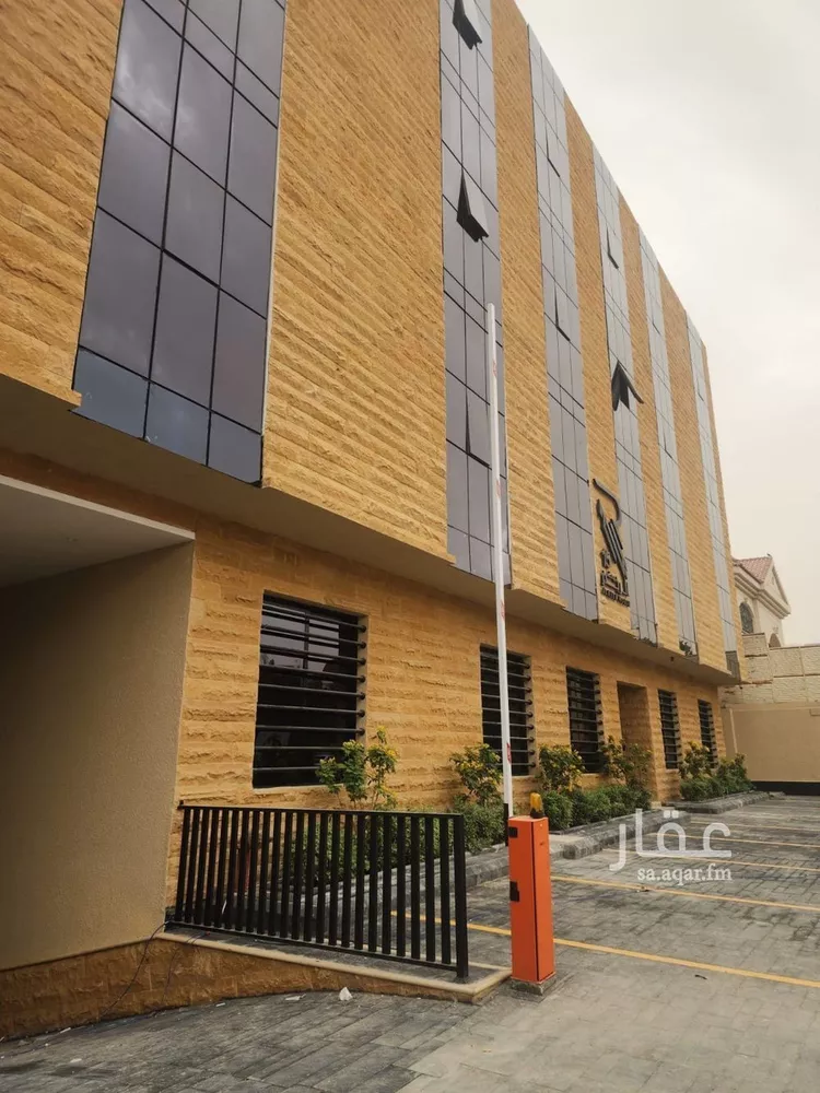 عمارة للبيع في شارع عبدالرحمن بن داود, حي الروضة, مدينة الرياض, منطقة الرياض صورة 3