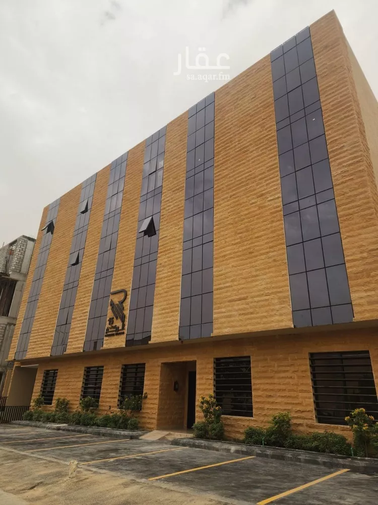 عمارة للبيع في شارع عبدالرحمن بن داود, حي الروضة, مدينة الرياض, منطقة الرياض 1 صورة