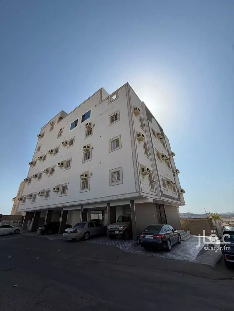 Building for Rent in Jeddah Abruq Ar Rughamah