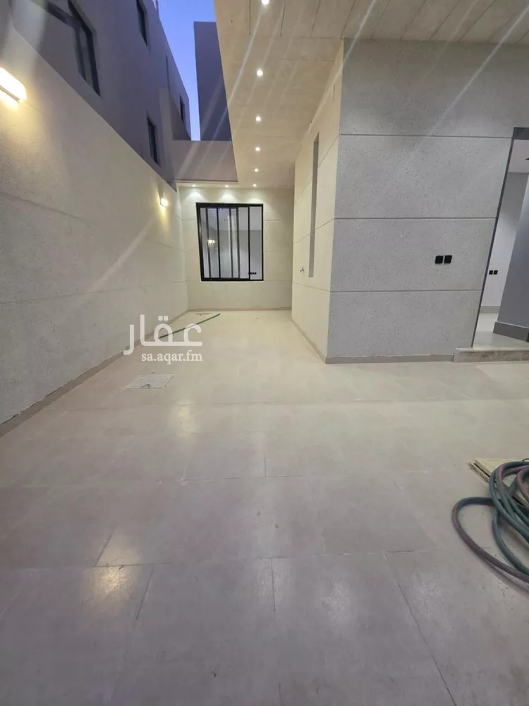 فيلا للبيع في شارع ابن الحكيم, حي العريجاء الغربي, مدينة الرياض, منطقة الرياض صورة 5