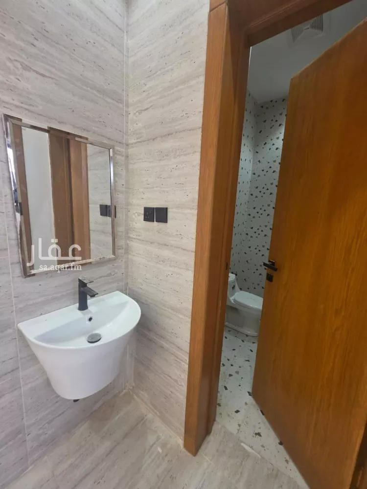 فيلا للبيع في شارع حسن مشاط, حي عكاظ, مدينة الرياض, منطقة الرياض صورة 4