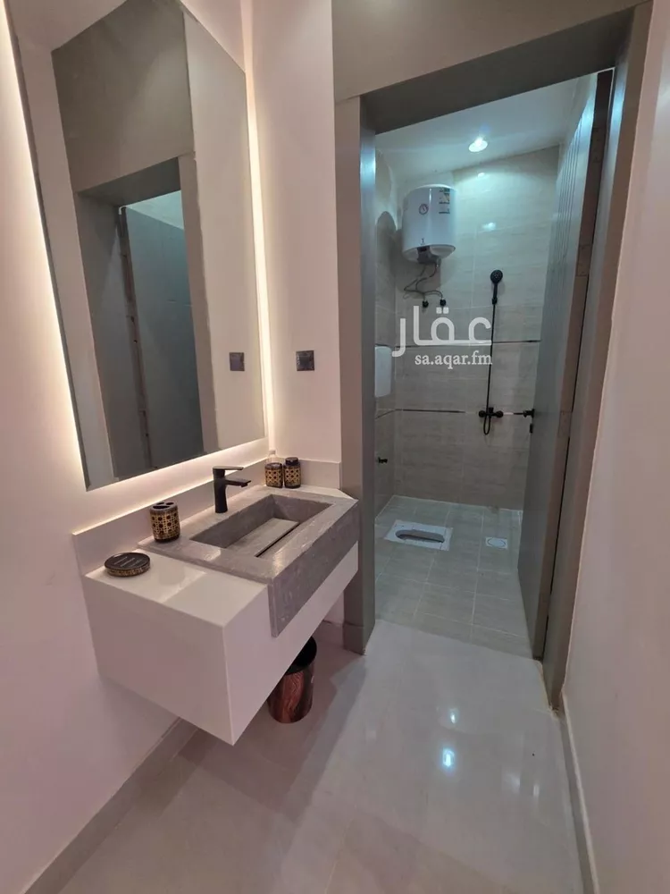 فيلا للبيع في شارع الجبل الأحمر, حي الدار البيضاء, مدينة الرياض, منطقة الرياض 11