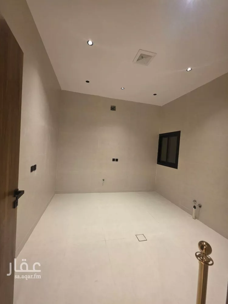 دور للبيع في شارع يعقوب بن أبي الفضل, حي عكاظ, مدينة الرياض, منطقة الرياض 20