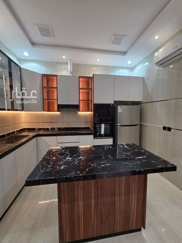 دور للبيع في شارع السدار, حي طيبة, مدينة الرياض, منطقة الرياض صورة 3