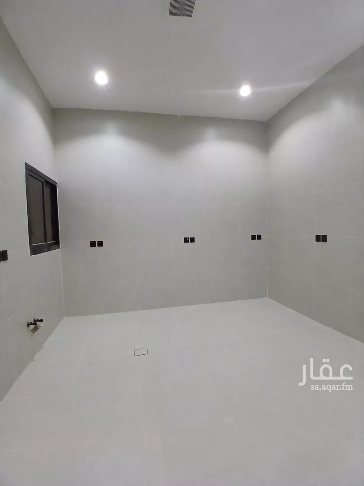 دور للبيع في شارع ممر26, حي الدار البيضاء, مدينة الرياض, منطقة الرياض 25