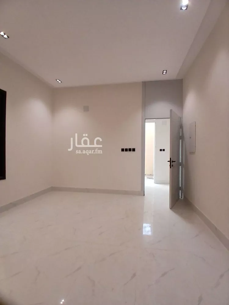 فيلا للبيع في شارع منصور بن محمد بن حمزة, حي طيبة, مدينة الرياض, منطقة الرياض 11