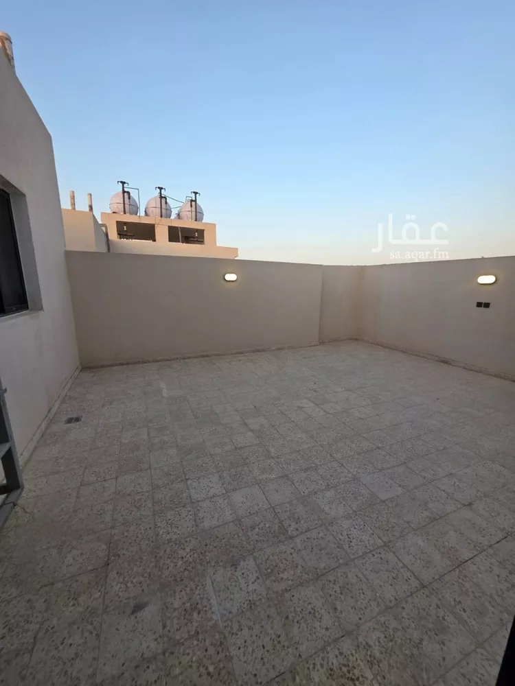 دور للبيع في شارع ساجر, حي بدر, مدينة الرياض, منطقة الرياض صورة 4