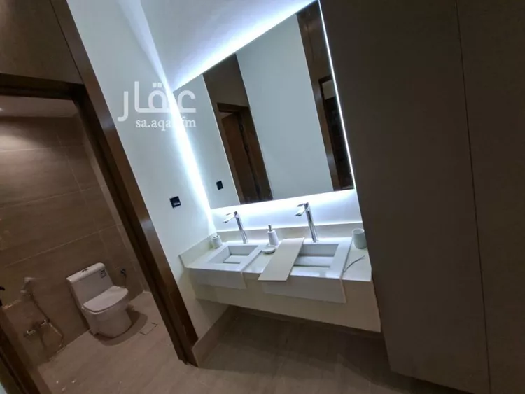 فيلا للبيع في شارع ناصر بن جعوان, حي عكاظ, مدينة الرياض, منطقة الرياض 20