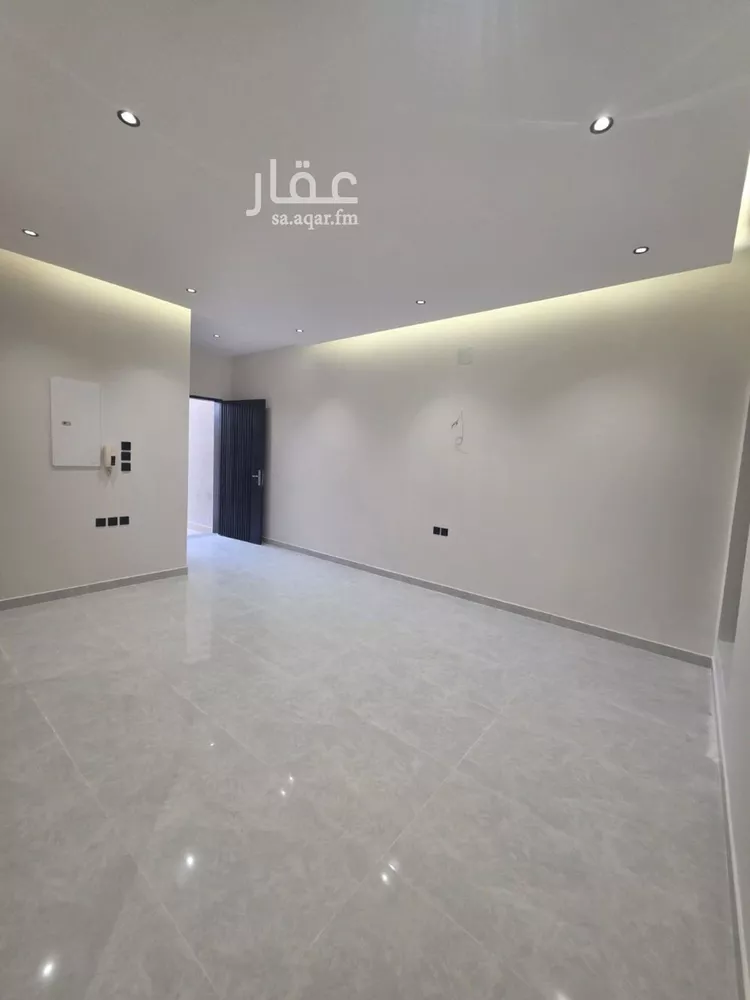 دور للبيع في شارع الحورية, حي ديراب, مدينة الرياض, منطقة الرياض صورة 3