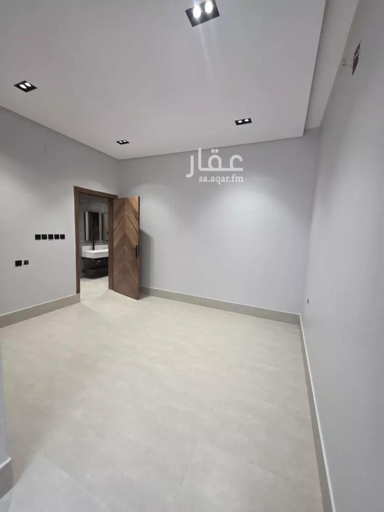 دور للبيع في شارع مدائن صالح, حي العريجاء الغربي, مدينة الرياض, منطقة الرياض صورة 4