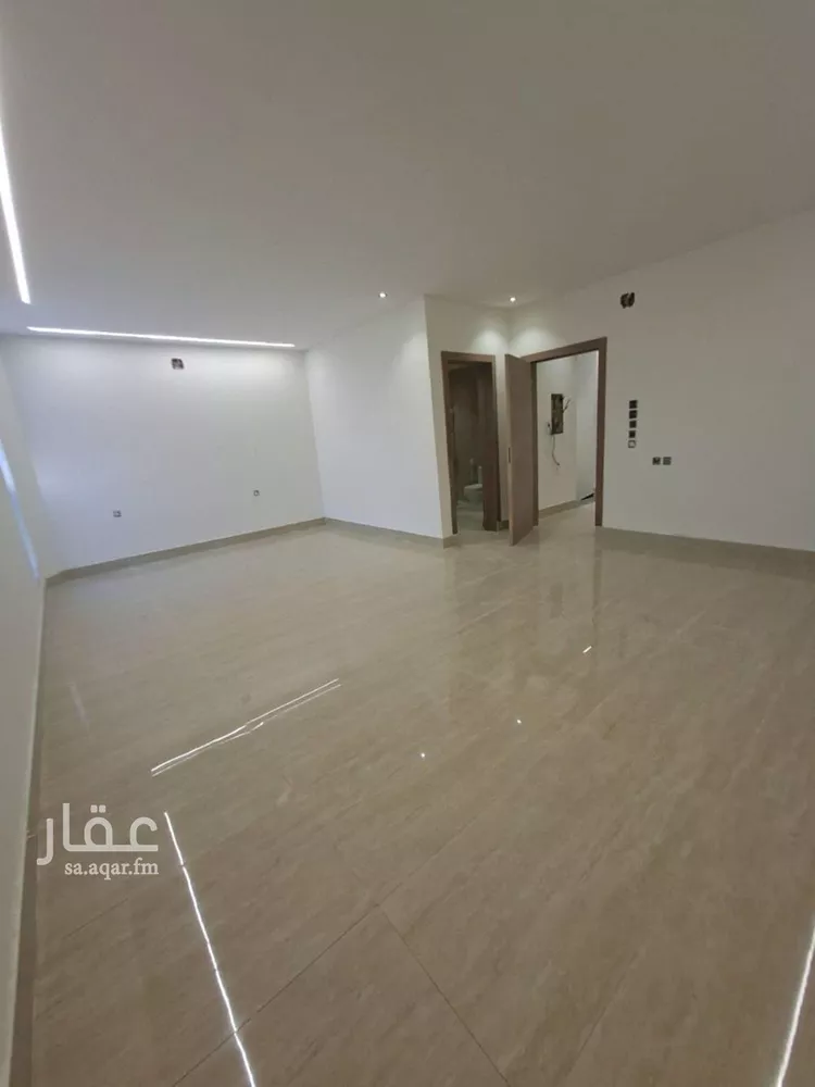 فيلا للبيع في شارع إسماعيل اليزيدي, حي طويق, مدينة الرياض, منطقة الرياض صورة 5