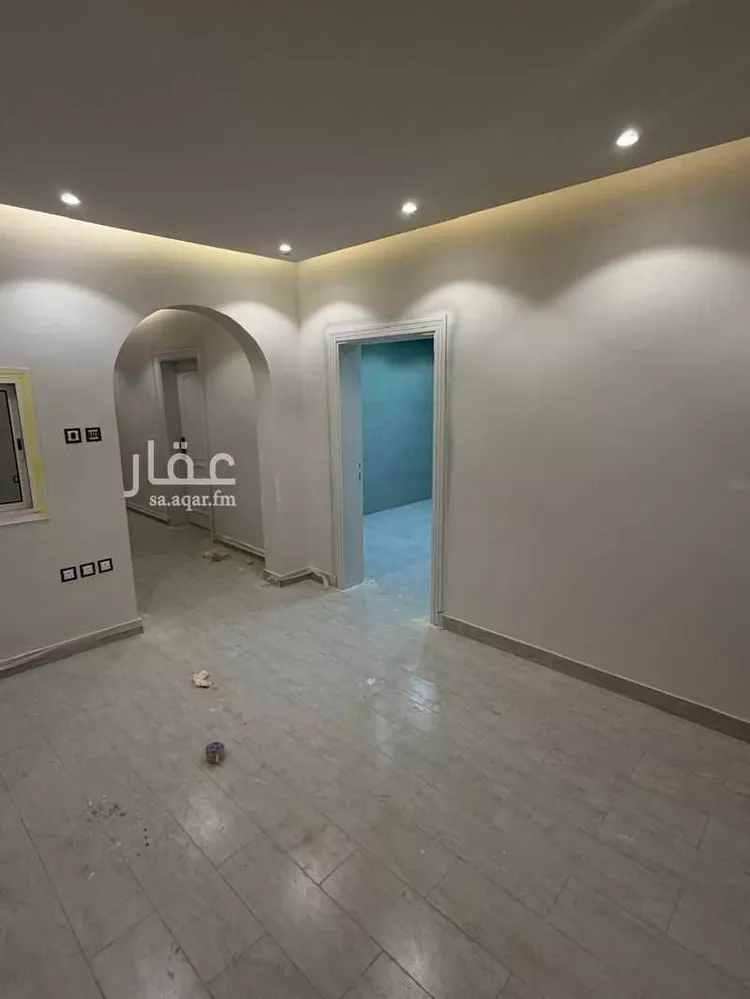Building for Rent in Jeddah As Safaa 14