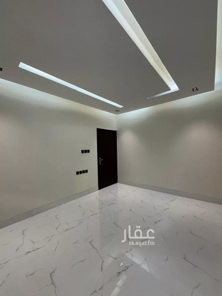 فيلا للبيع في شارع رقم 438, حي الملقا, مدينة الرياض, منطقة الرياض صورة 2