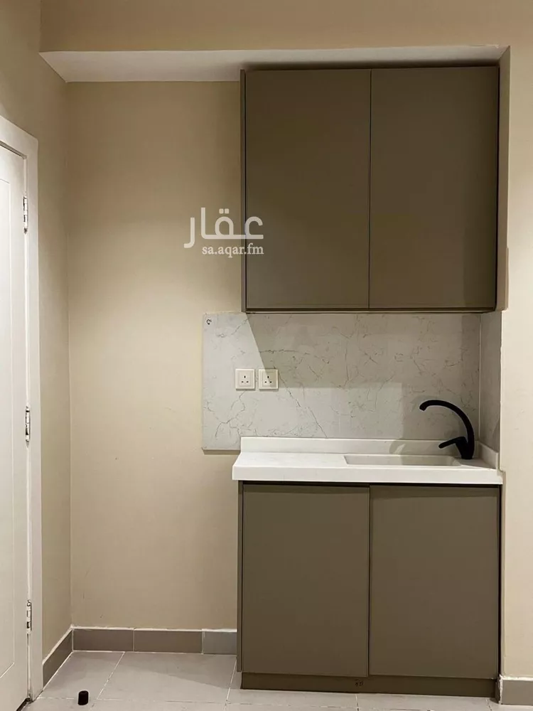 شقة للإيجار في شارع العمرة, حي الملقا, مدينة الرياض, منطقة الرياض صورة 5