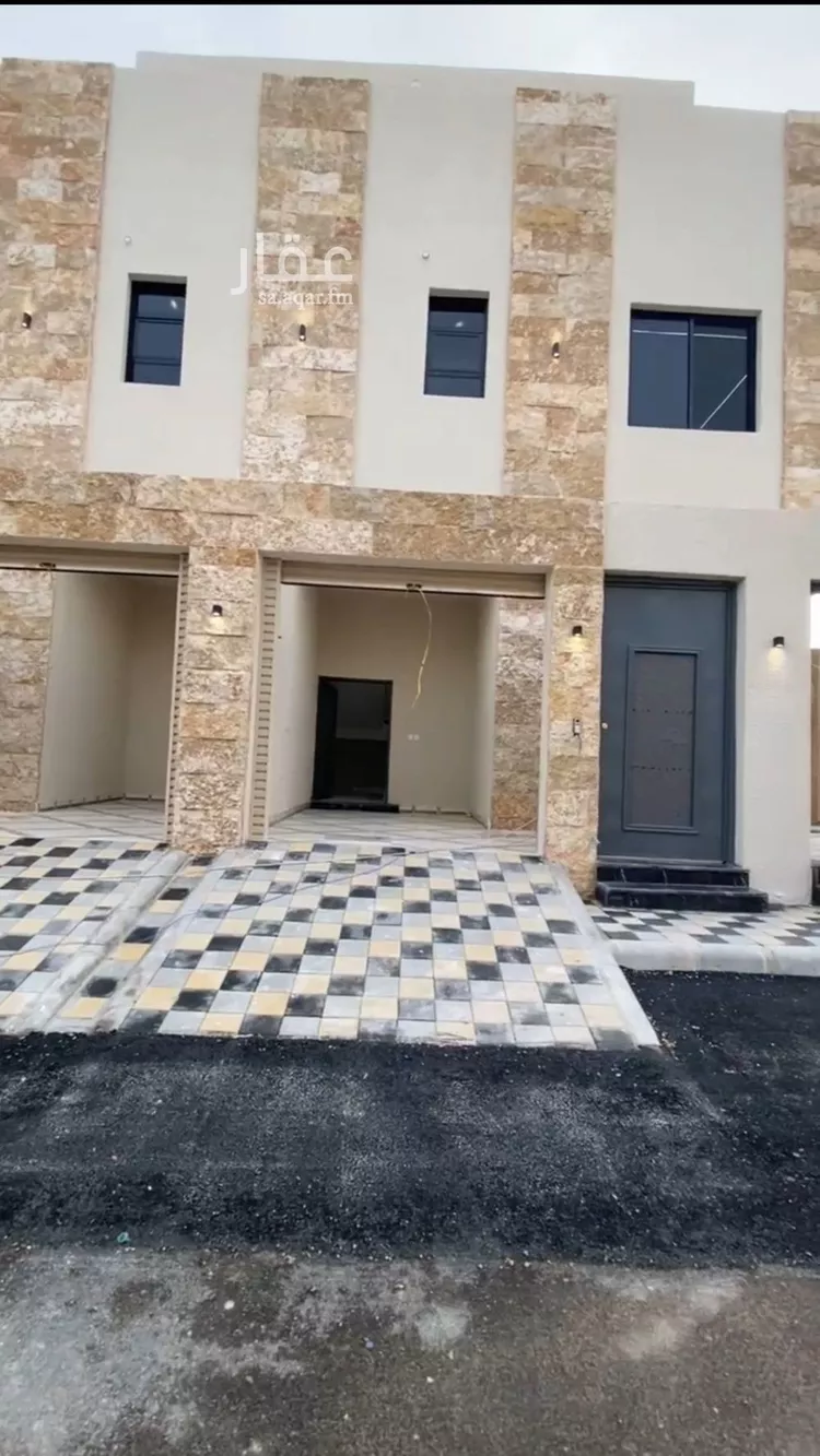 Floor for Sale in Riyadh Al Uraija Al Gharbiyah