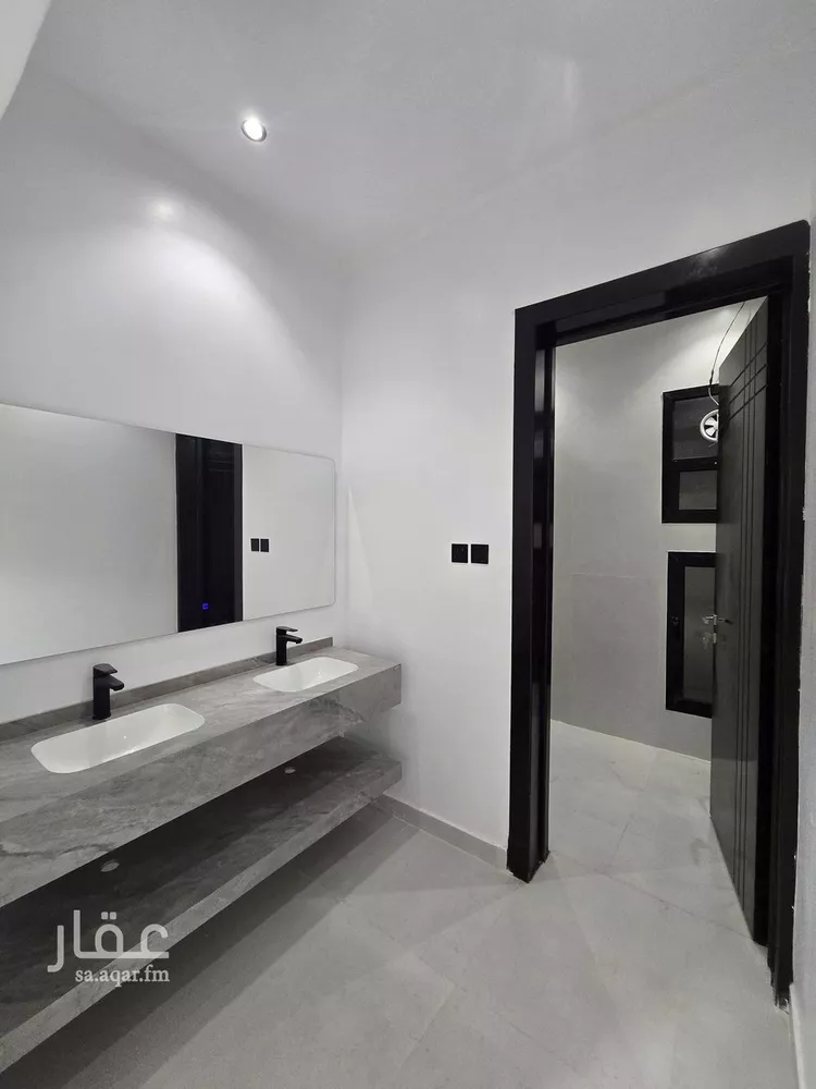 Villa for Sale in Riyadh Shubra 12