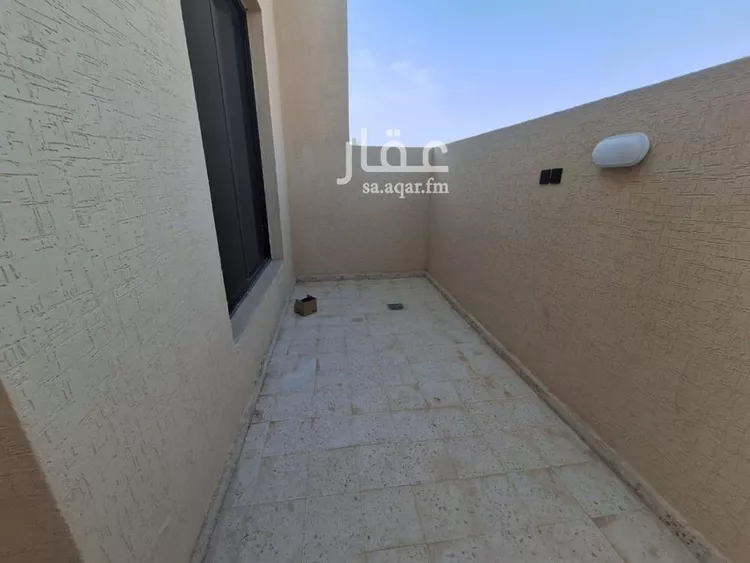 دور للبيع في شارع حسن بن عبد الوهاب , حي طويق, مدينة الرياض, منطقة الرياض صورة 2