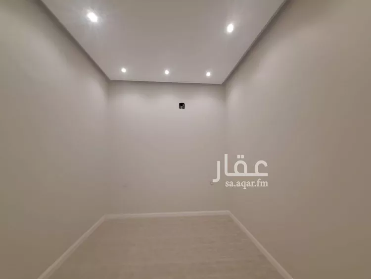 فيلا للبيع في شارع الكرامة, حي شبرا, مدينة الرياض, منطقة الرياض صورة 2