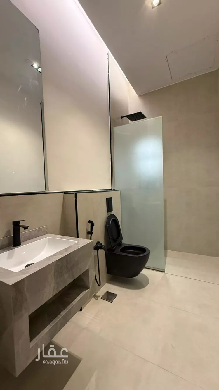 دور للبيع في شارع عبدالرحمن بن هديان, حي ظهرة البديعة, مدينة الرياض, منطقة الرياض صورة 5