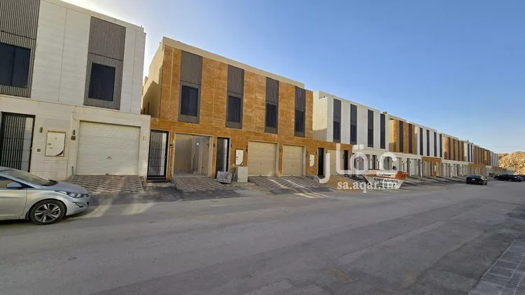 فيلا للبيع في شارع عبدالعزيز بن عبدالملك, حي طويق, مدينة الرياض, منطقة الرياض صورة 2