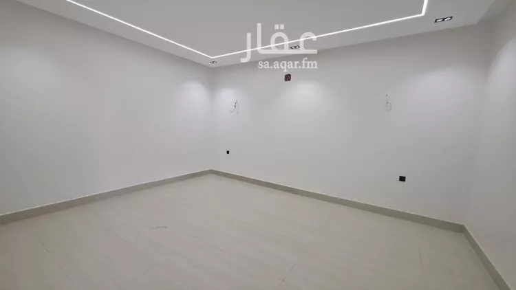 فيلا للبيع في شارع أبي كبير, حي العريجاء الغربي, مدينة الرياض, منطقة الرياض صورة 4