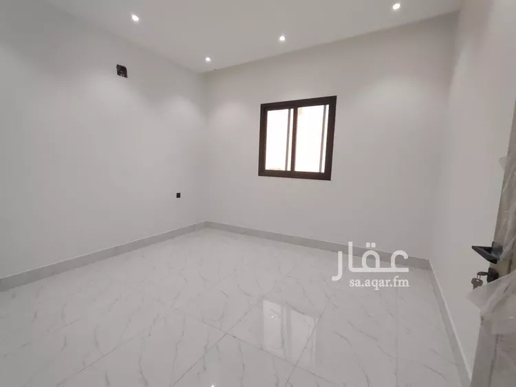 فيلا للبيع في شارع أبي كبير, حي العريجاء الغربي, مدينة الرياض, منطقة الرياض صورة 3