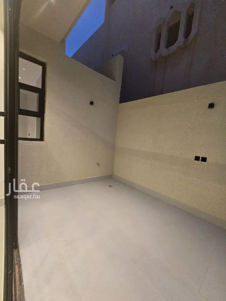فيلا للبيع في شارع عبدالله الوعيل, حي السويدي الغربي, مدينة الرياض, منطقة الرياض 18