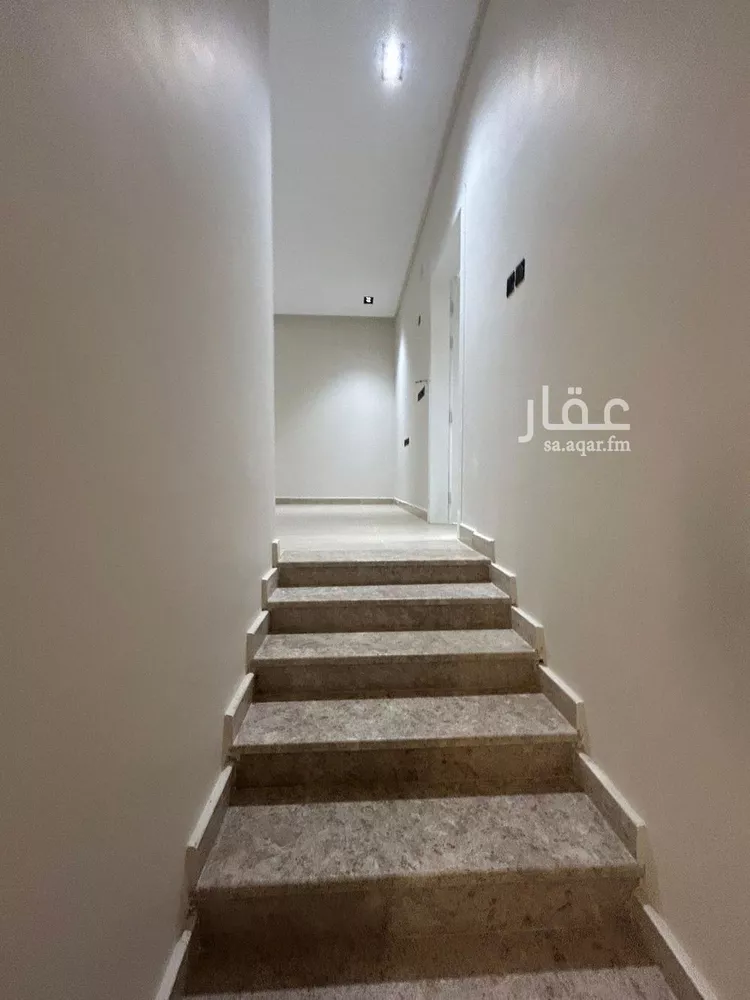 فيلا للبيع في شارع الخزرج, حي طويق, مدينة الرياض, منطقة الرياض 11