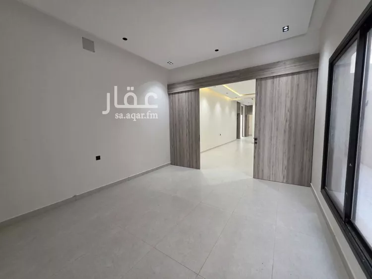 دور للبيع في شارع رفاعة بن شداد, حي عكاظ, مدينة الرياض, منطقة الرياض صورة 5