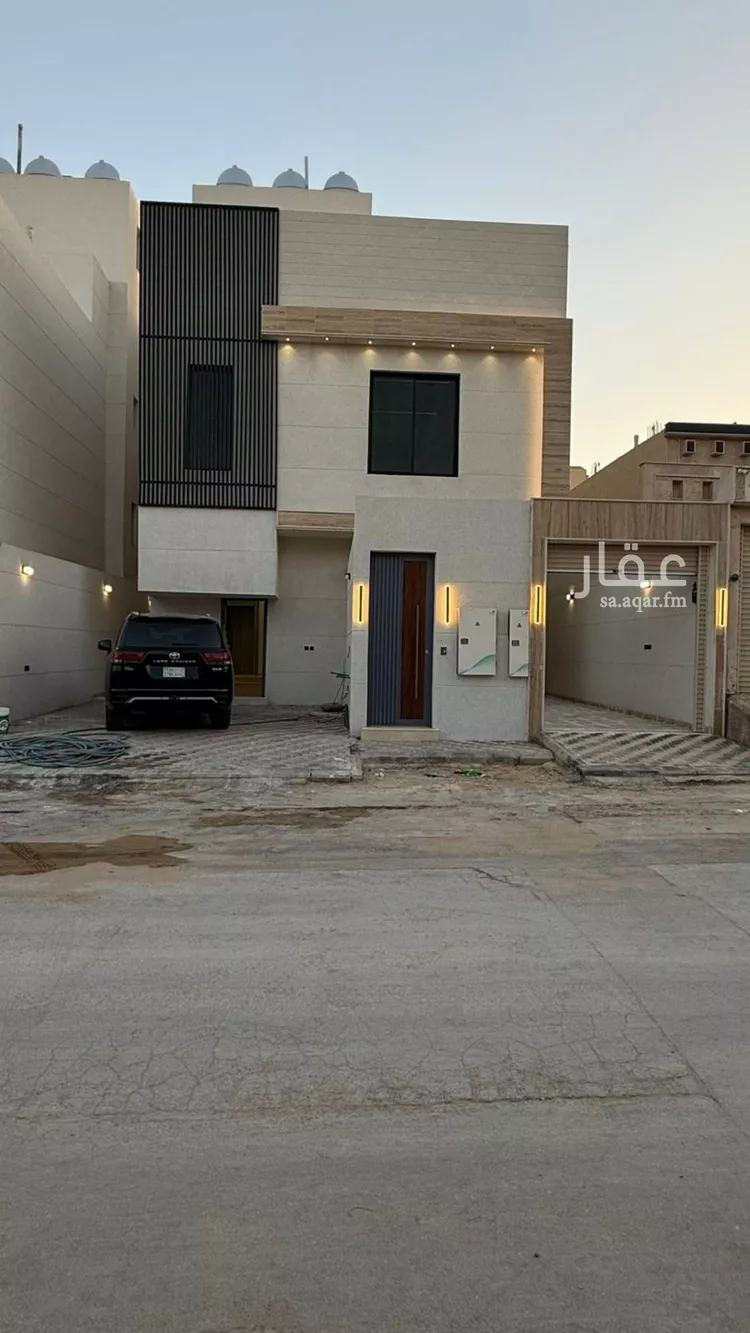 Floor for Sale in Riyadh Tuwaiq