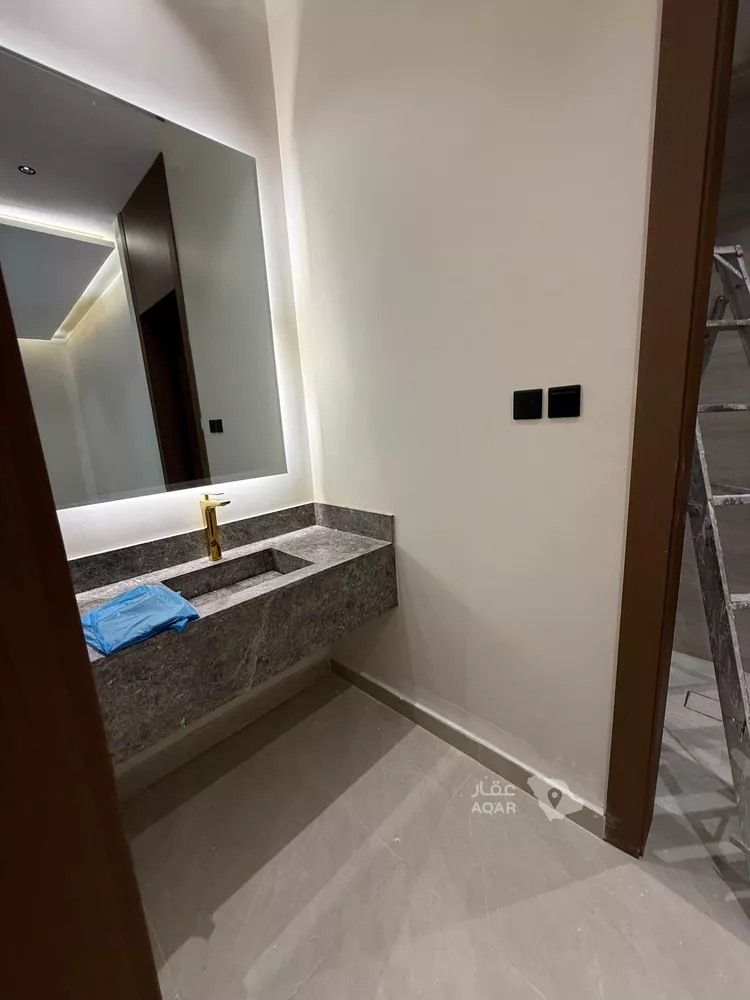 Floor for Sale in Riyadh Sultanah 6
