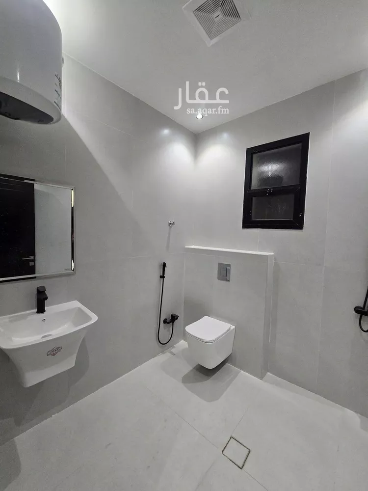 Villa for Sale in Riyadh Shubra 6