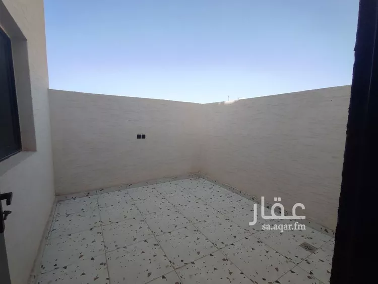 فيلا للبيع في شارع أبي كبير, حي العريجاء الغربي, مدينة الرياض, منطقة الرياض 11