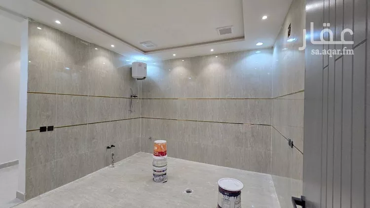 Floor for Sale in Riyadh Badr 7