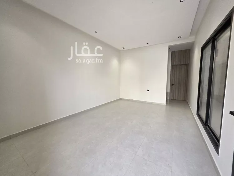 دور للبيع في شارع رفاعة بن شداد, حي عكاظ, مدينة الرياض, منطقة الرياض صورة 4