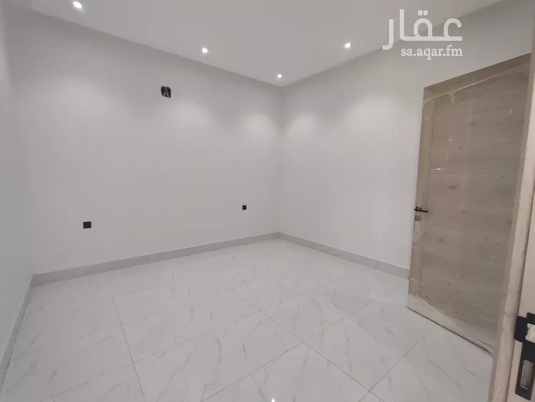 فيلا للبيع في شارع أبي كبير, حي العريجاء الغربي, مدينة الرياض, منطقة الرياض 16