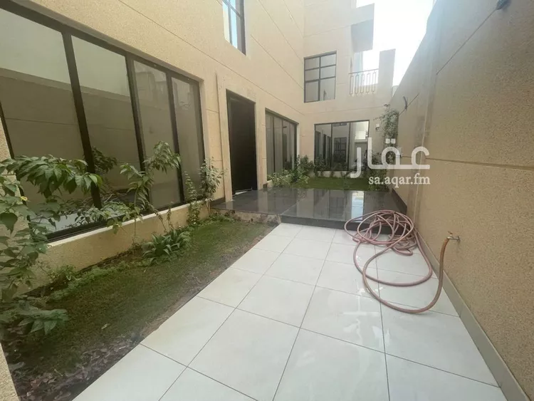 فيلا للبيع في شارع بشير بن صفوان, حي القيروان, مدينة الرياض, منطقة الرياض صورة 5