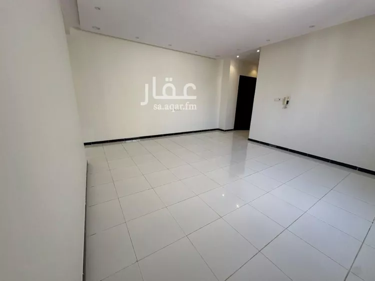 شقة للبيع في شارع محمد بن عبدالواحد الطبري, حي الرمال, مدينة الرياض, منطقة الرياض صورة 5