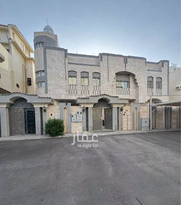 عمارة للبيع في شارع عبدالله بن الخو ارزمى, حي بئر عثمان, مدينة المدينة المنورة, منطقة المدينة المنورة