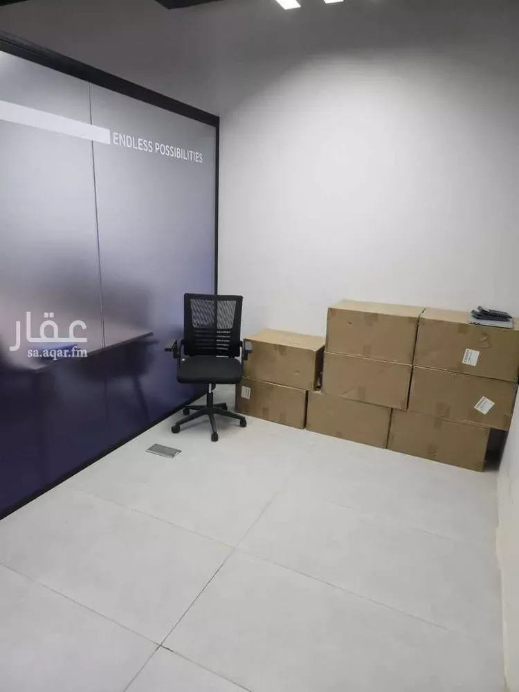 مكتب تجاري للإيجار في طريق الملك عبدالعزيز ، حي الربيع ، الرياض ، منطقة الرياض 11